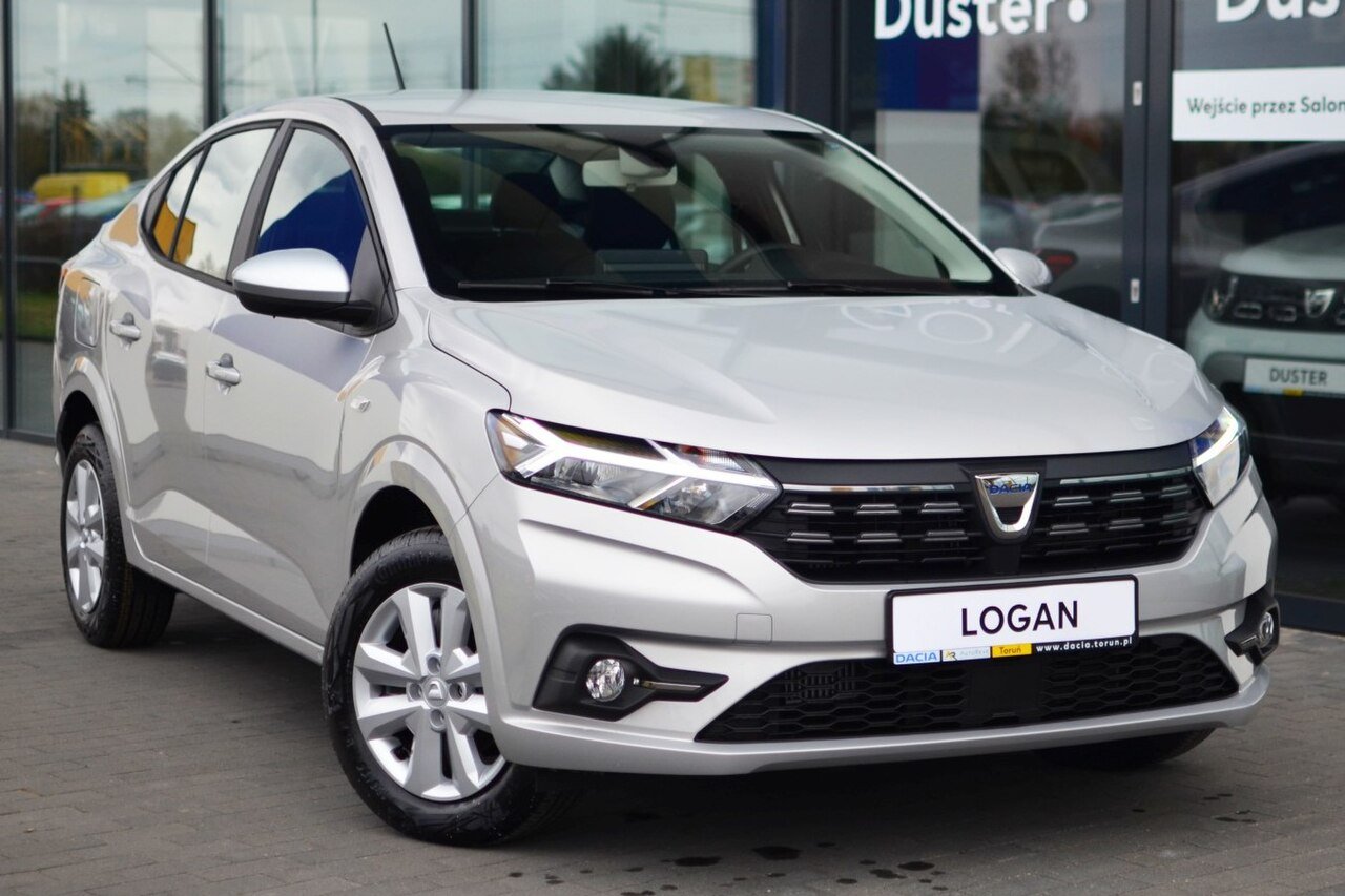 Photo · Dacia Logan (3)